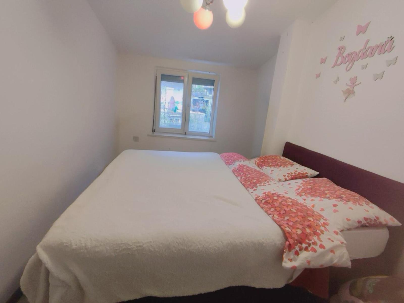 Bgd 2 Apartman Kotor Exteriör bild